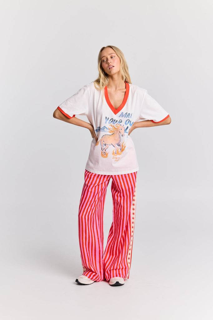 SHE’S ON FIRE V-NECK TEE