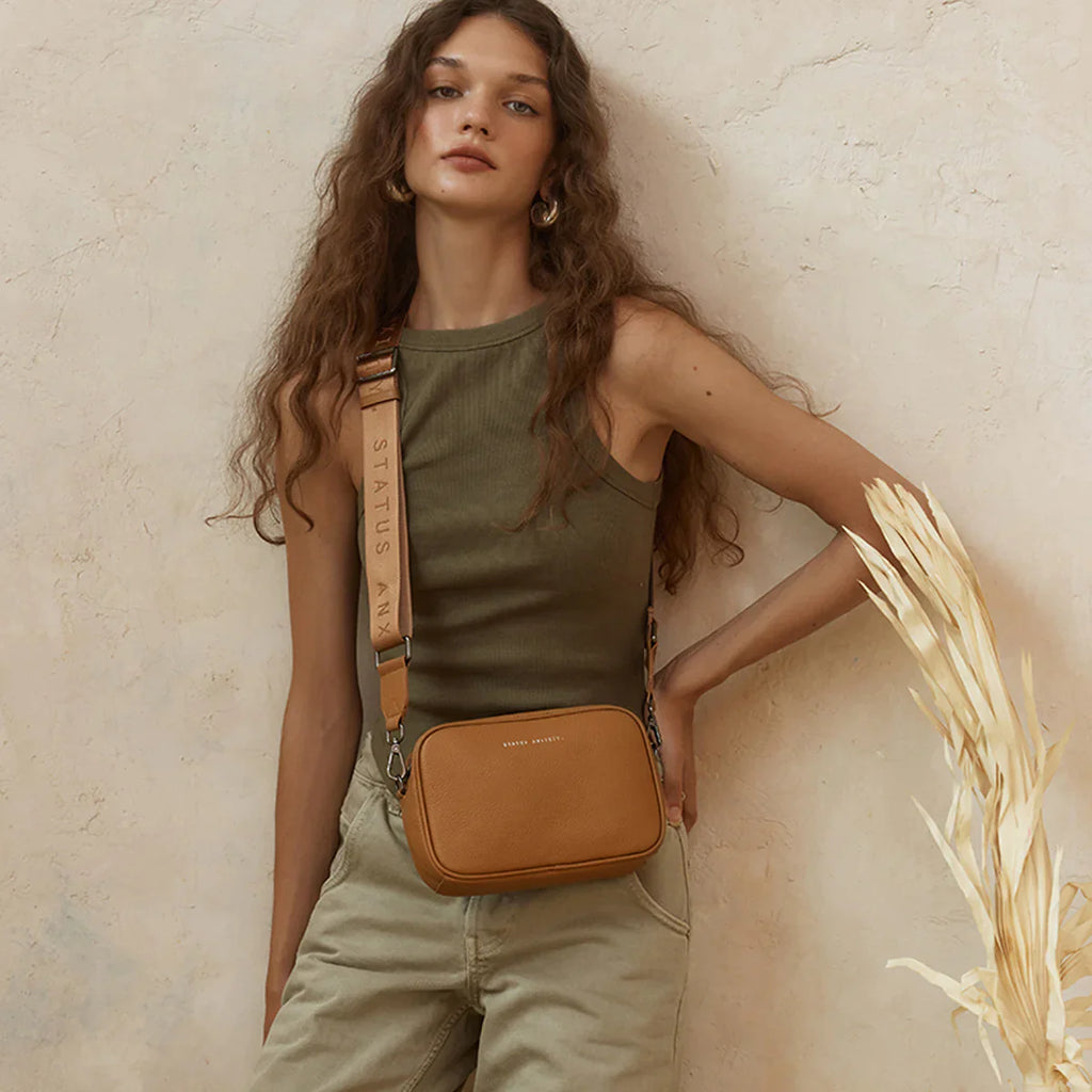 PLUNDER WITH WEBBED STRAP Tan
