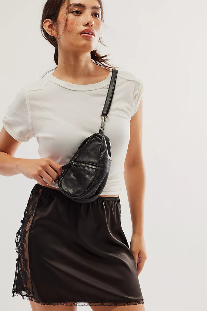 Coffee date mini crossbody black