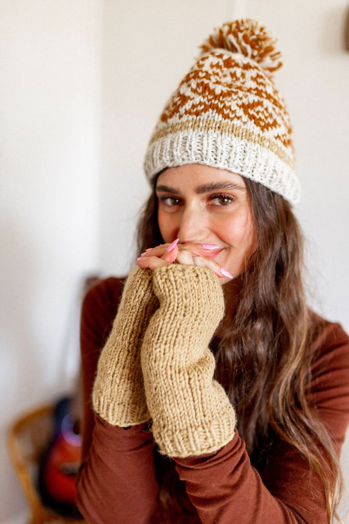 LASCA CABLE FINGERLESS GLOVES / Butterscotch