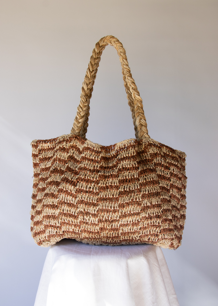 Elle Grande Tote Tully Check