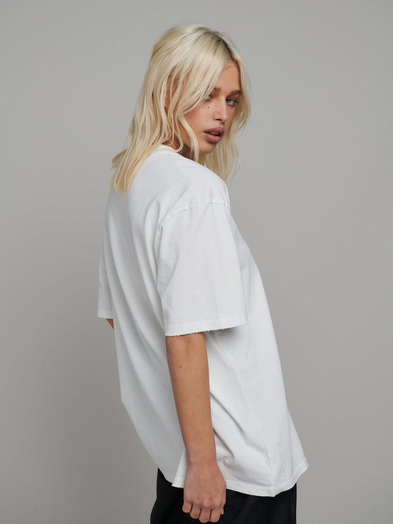 BOYFRIEND T-SHIRT - WHITE