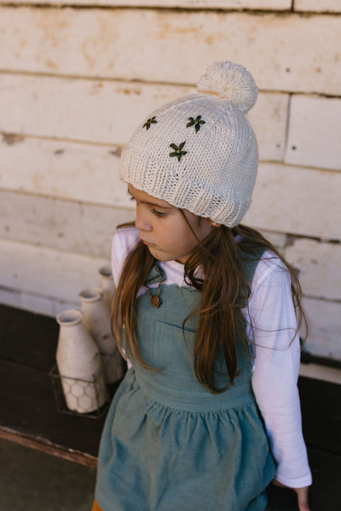 Daisy Beanie Cream
