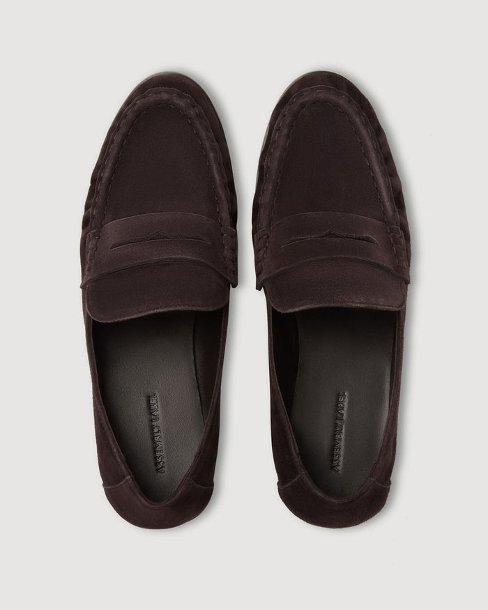 Avenue suede loafer, assembly label, Mika and max