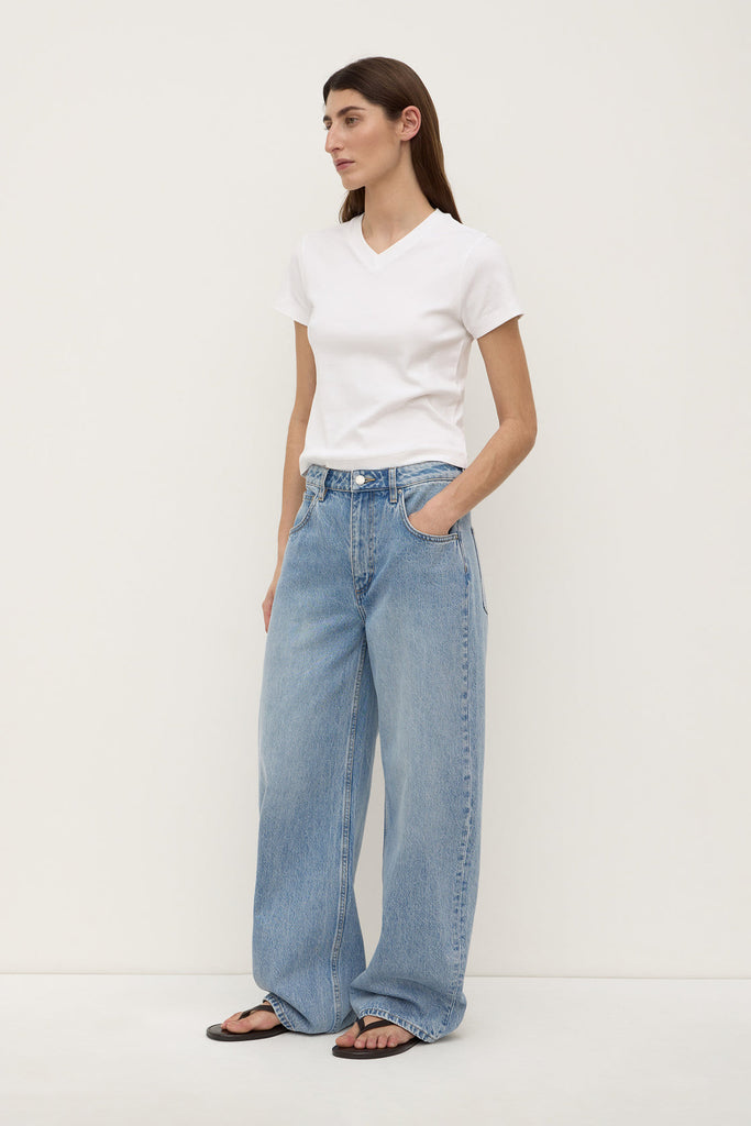 Low Curve Mid Rise Jean - Indigo Fade