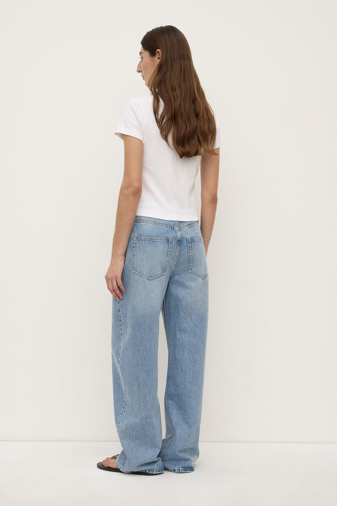 Low Curve Mid Rise Jean - Indigo Fade