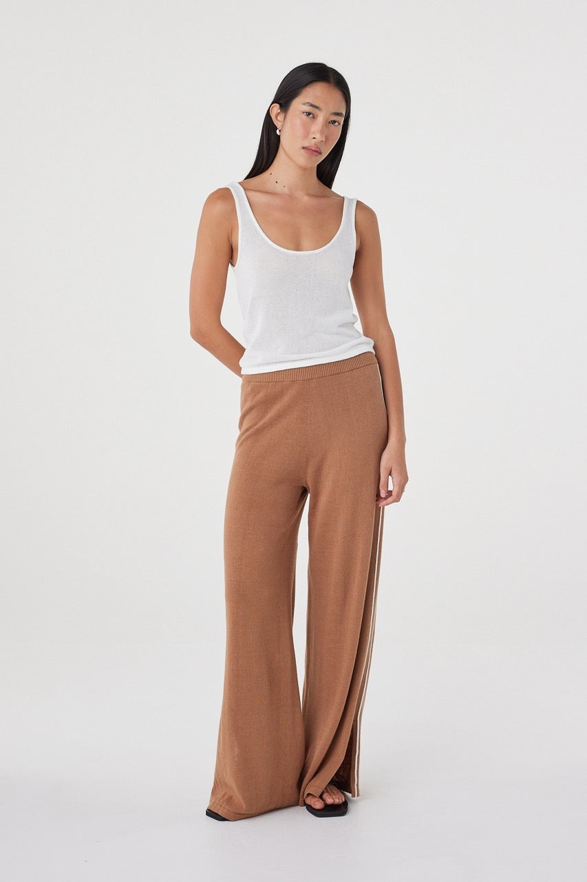Pippa pant 2.0 pecan cream, arcaa movement, Mika and max