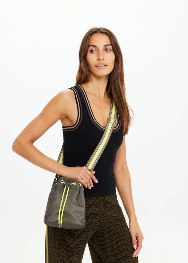 Oxford Bucket Bag