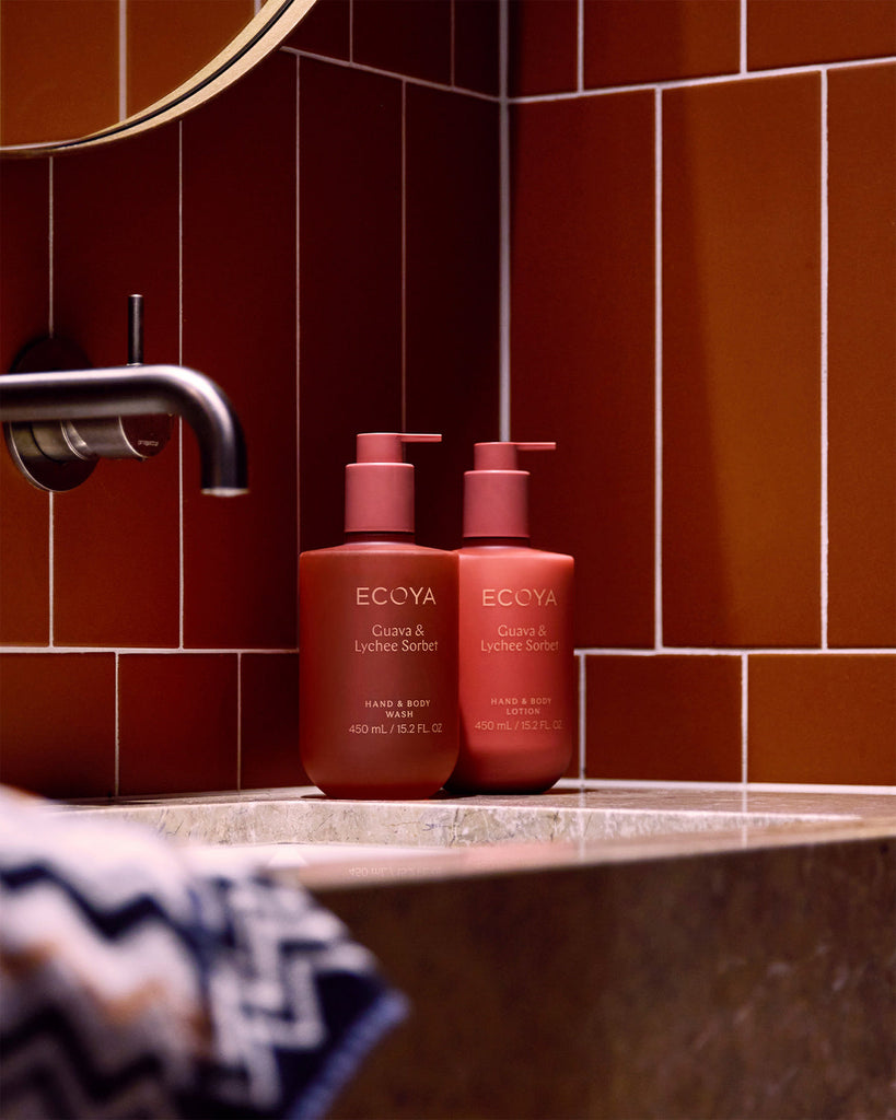 Guava and Lychee Sorbet Hand & Body Wash 450ml