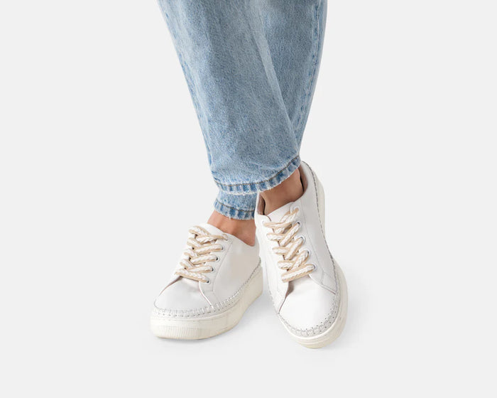Nia Leather Sneaker White