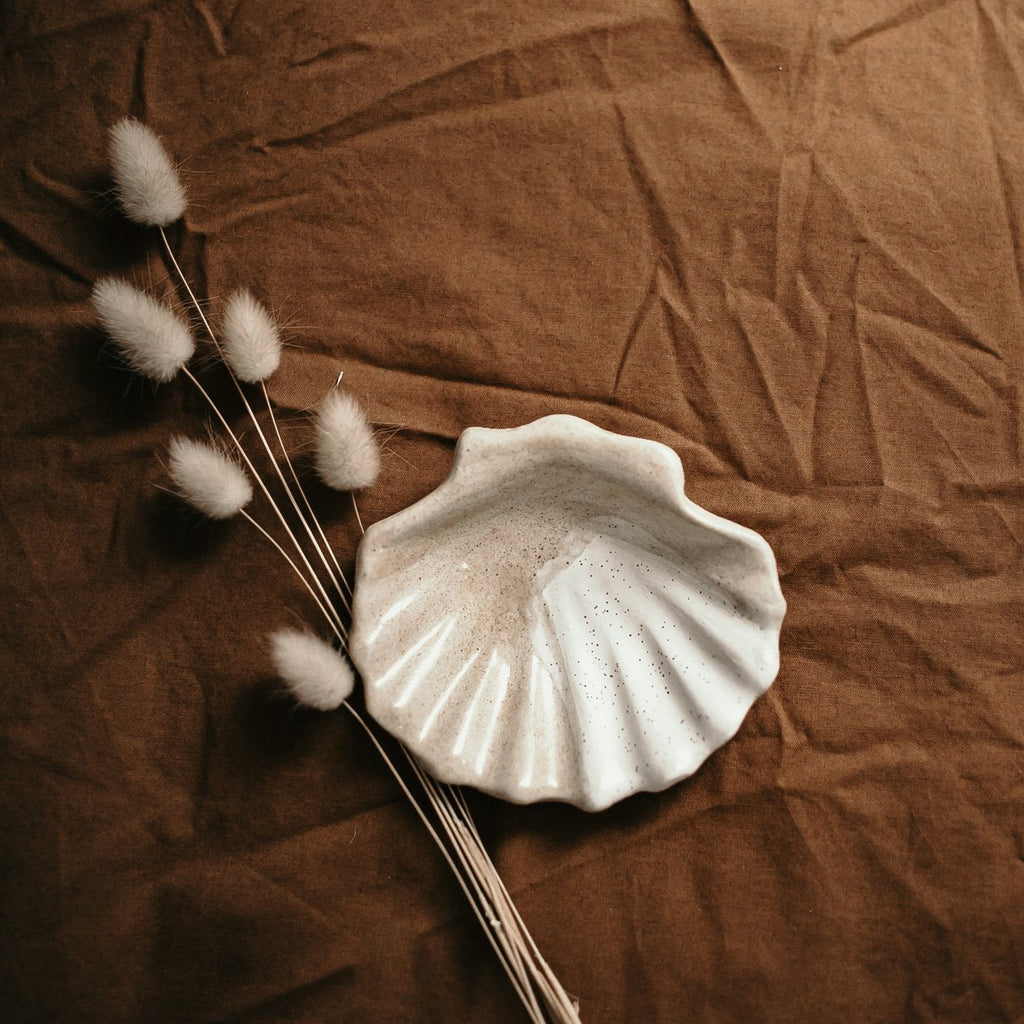 Trinket Dish Shell Speckled White