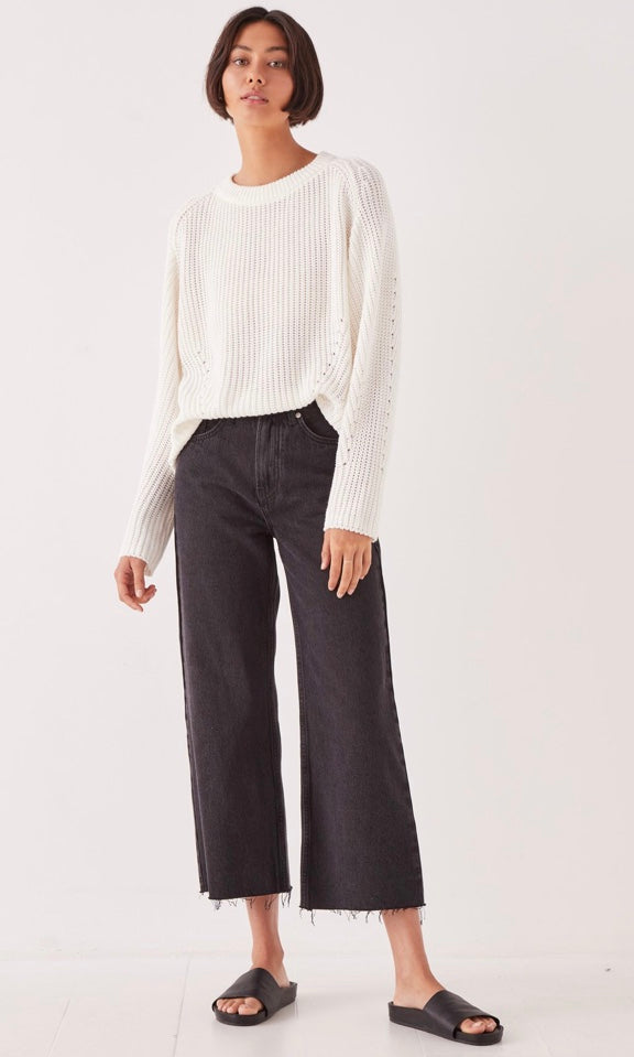 HIGH WAISTED FLARE JEANS WASHED BLACK